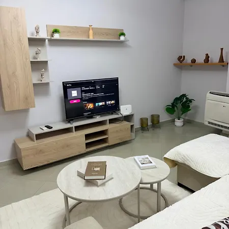 Apartamento Free Parking 2br At Complex Delijorgji *